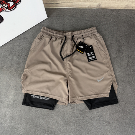 Nike Sportswear Erkek Taytlı Train Şort | Bej