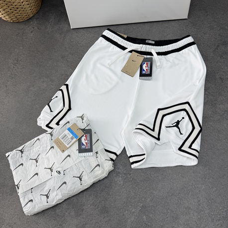 Nike Jordan Diamond Logo Şort | Beyaz 9213
