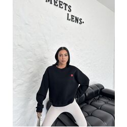 Kalp Nakışlı Sweatshirt