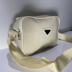 Krem crossbody çanta
