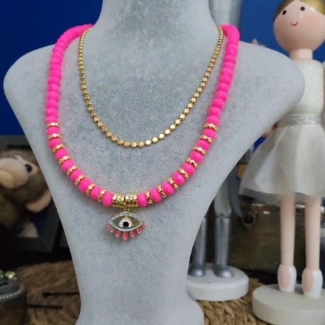 Pembe kolye ve ezme zincir