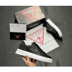 GUESS SİYAH-BEYAZ PREMİUM KALİTE