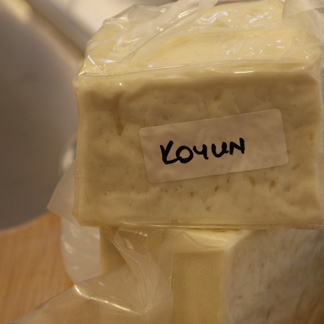 Edirne Koyun Peyniri 1 kg - Tam Yağlı Klasik Beyaz Peynir Vakumlu Soğuk Zincir