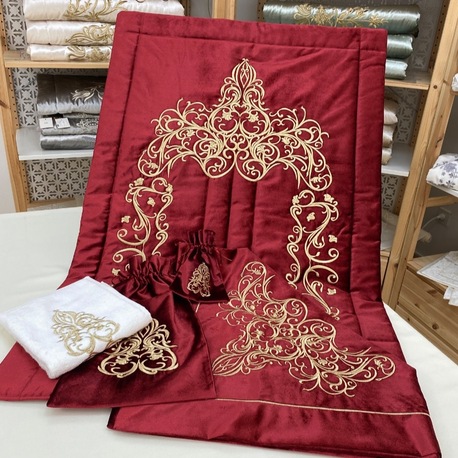 ZÜMRÜT KADİFE SECCADE BOHÇA TAKIMI (BORDO-GOLD)