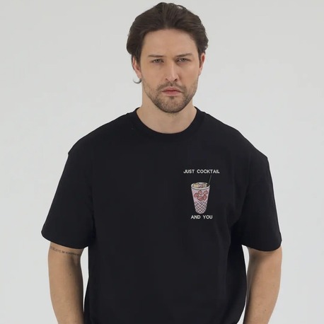 Cocktail Nakış İşlemeli Unisex Oversize T-Shirt