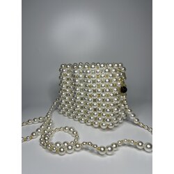 Elea Pearl -Gold details