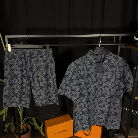 LOUIS VUITTON PREMIUM 