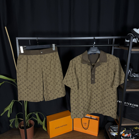 LOUIS VUITTON PREMIUM 