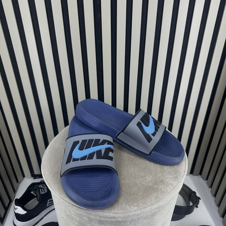 Nike terlik