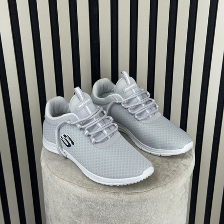 Skechers