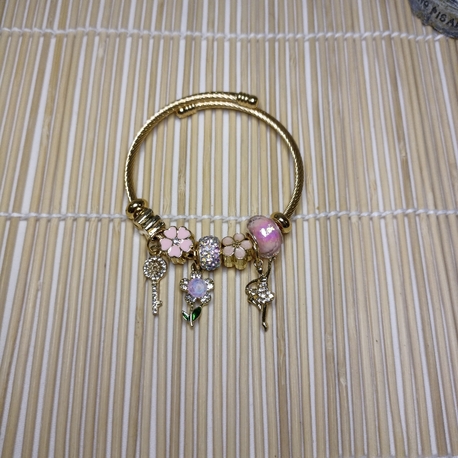 Pandora Bileklik - Gold Çiçek