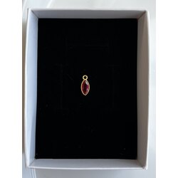 oval kırmızı charm