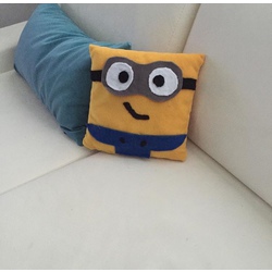 Minion yastık