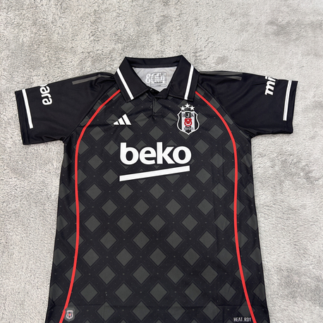 yeni sezon siyah polo yaka