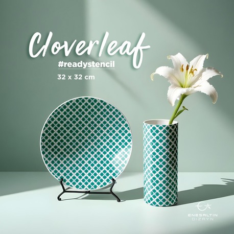 Perforated Stencil 32 x 32 cm. - Cloverleaf Seamless Plate / Tile Pattern
