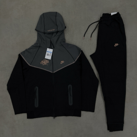 Nike x Syna Tech Fleece Set 