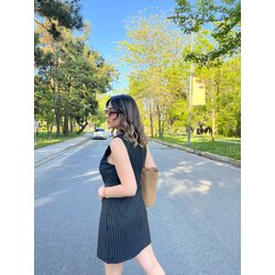 Siyah Çizgili Elbise