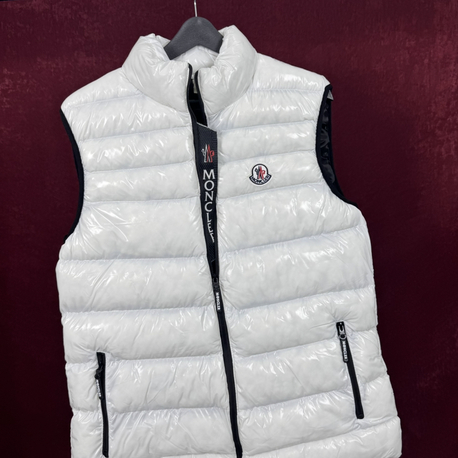 Moncler yelek