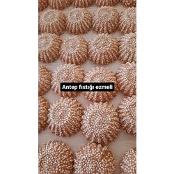 Antep Fıstıklı Kömbe 500 Gr
