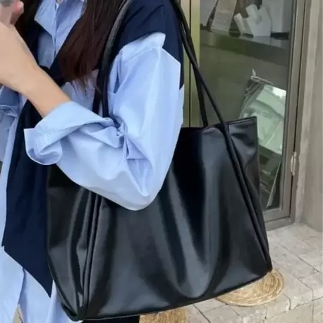 Loona Soft Model Siyah Kadın Omuz ve Kol Çantası