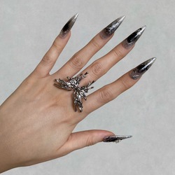Kelebek Motifli Metal Yüzük