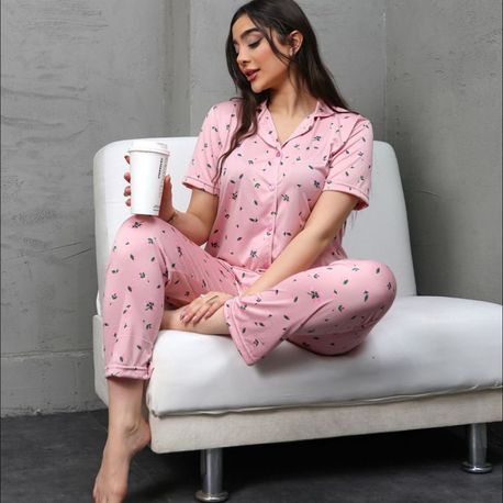Yakalı düğnemli pijama takımı
