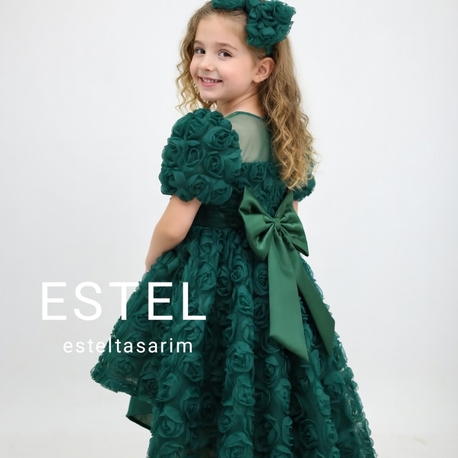 rose kuyruklu elbise 