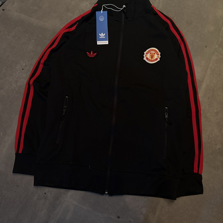 MANCHESTER UNİTED HIRKA