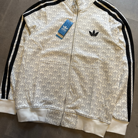 ADİDAS BEYAZ MONOGRAM HIRKA