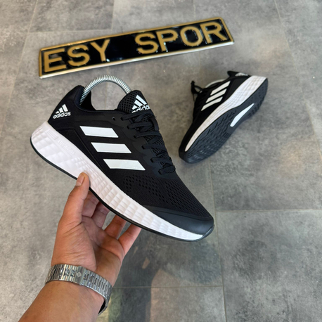 Adidas LIGHTMOTION