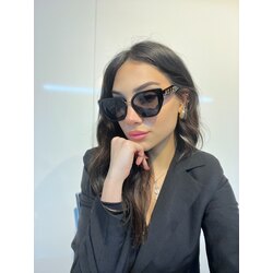 Prada Siyah