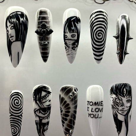 Tomie Nail Set