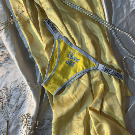 Victoria’s Secret Özel Tasarım Taşlı don (Thong)Seti
