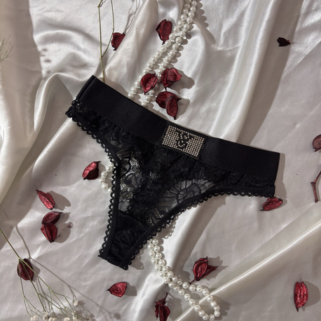 Victoria’ secret dantelli taş detaylı tanga 