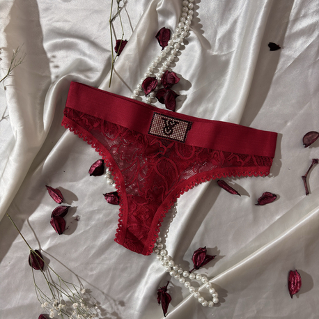 Victoria’s secret dantelli taş detaylı tanga 