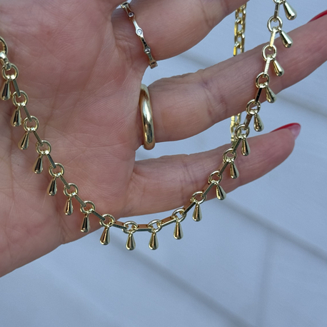 Altın Kaplama Damla Sallantılı Choker Kolye 