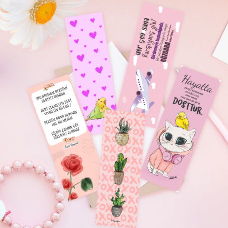 Pembe Konseptli 5’li Kitap Ayracı Seti – El Çizimi Tasarım | Minimal & Estetik
