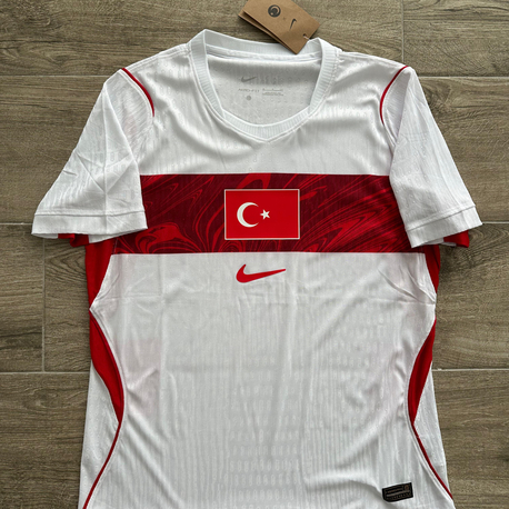 Türkiye Milli Takım 2026 Deplasman Profesyonel Maç Forması 