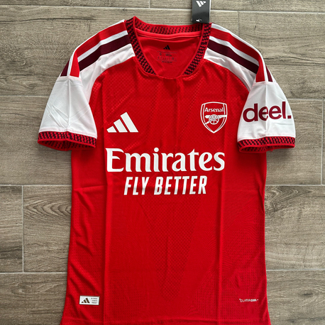 Arsenal 2026-2027 İç Saha Forması