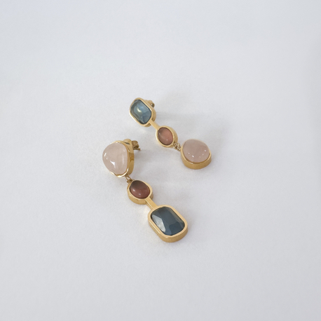 Tatlong Bato Küpe ~ Gold