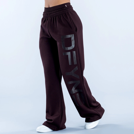 SIGNATURE WIDE LEG ESPRESSO JOGGER