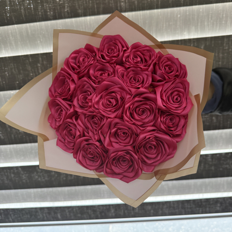 Pembe gül buketi