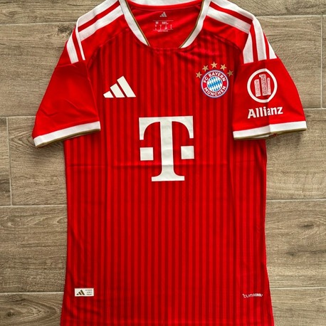 Bayern Münih 2026-2027 İç Saha Maç Forması