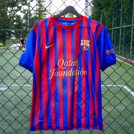 Premium Kalite Retro Forma Xavi #6 Barcelona 2011-2012