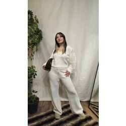 Omzu Püskül Detaylı Triko Takım 