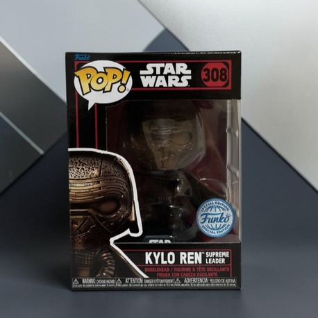 Funko Pop: Kylo Ren (Supreme Leader) #308 (Special Edition)