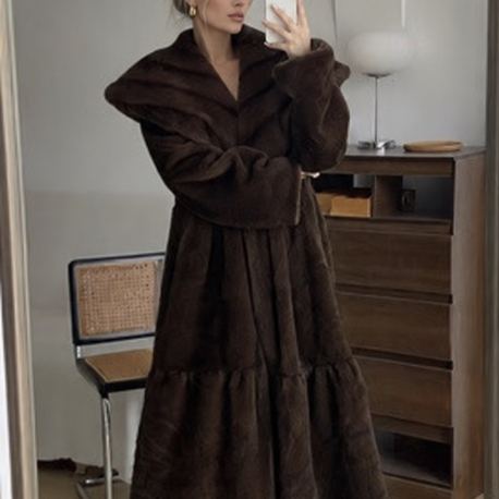 MAÉVA Faux Fur Coat