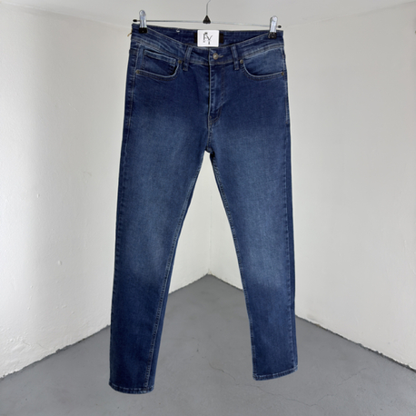 SlimFit Koyu Mavi Jean