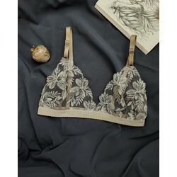 Nude Lady