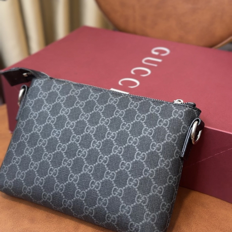 Gucci messenger bag